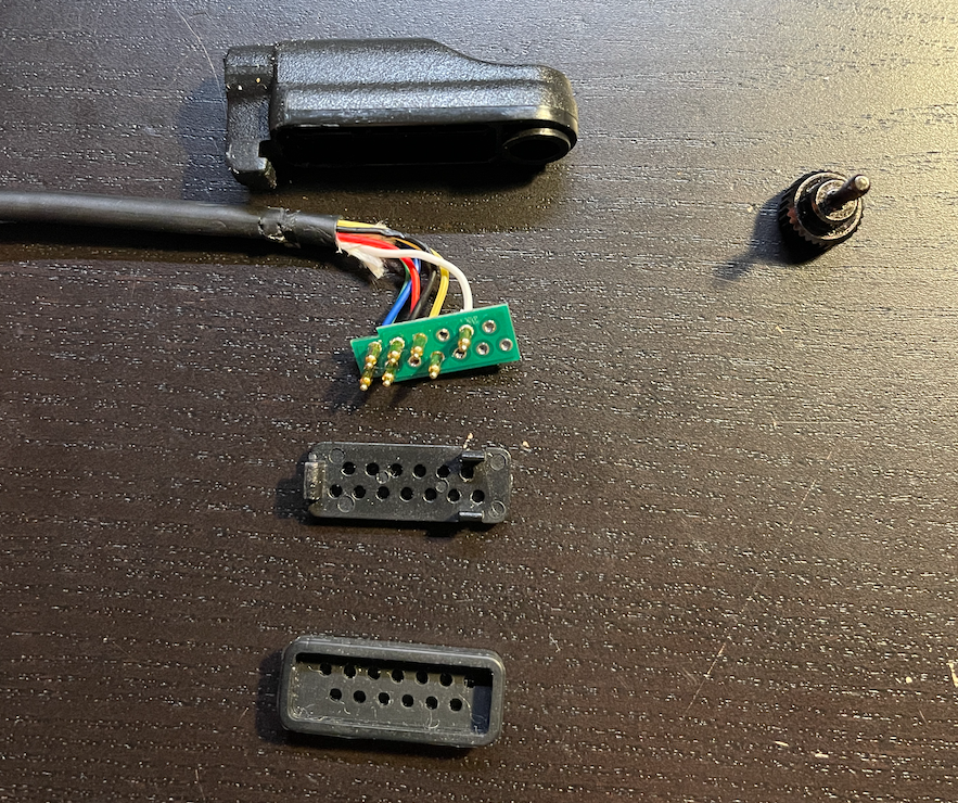 Hytera 13-pin disassembled